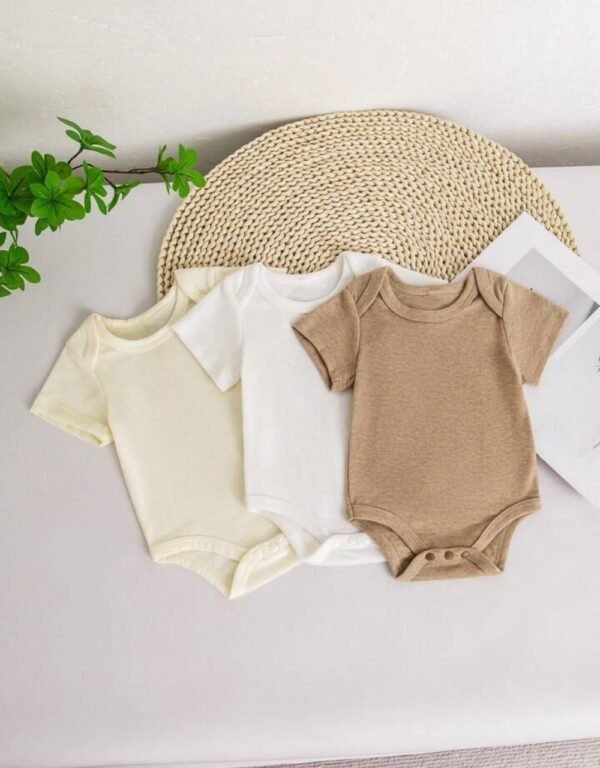 Lot de 03 Bodies Bébé manches courtes