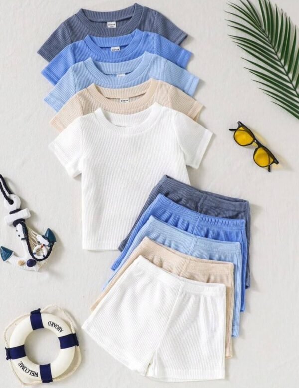 O5 ENSEMBLES 2 PCS HAUTS ET SHORT EN TRICOT