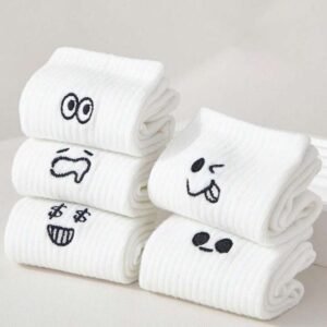 lot de 05 chaussettes mi- mollet blanches à motif dessin animé